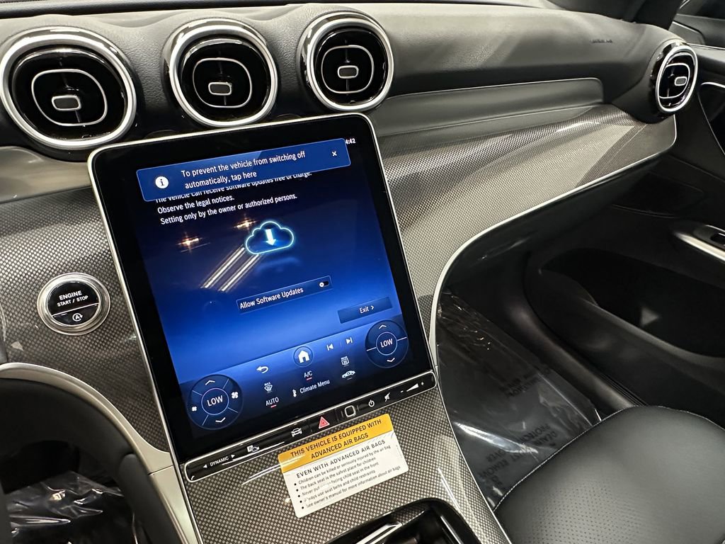 2026 Mercedes Benz GLC 300 photo 31