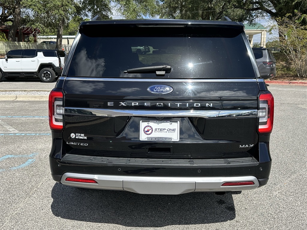 2024 Ford Expedition MAX Limited photo 4