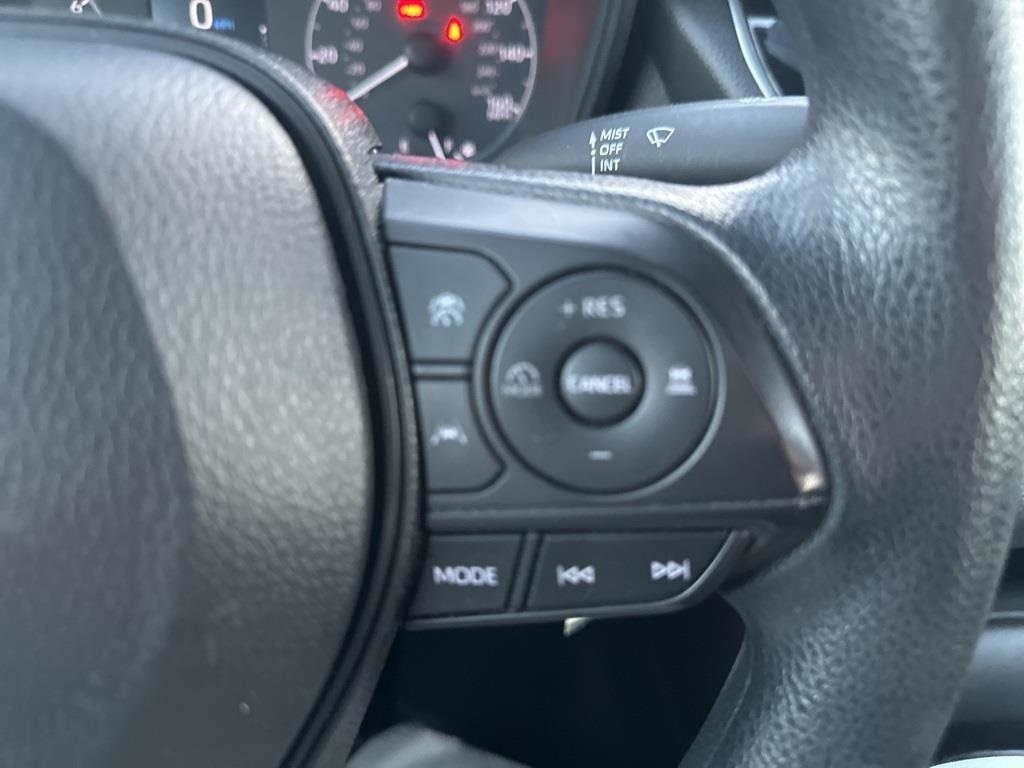 2023 Toyota Corolla LE photo 10