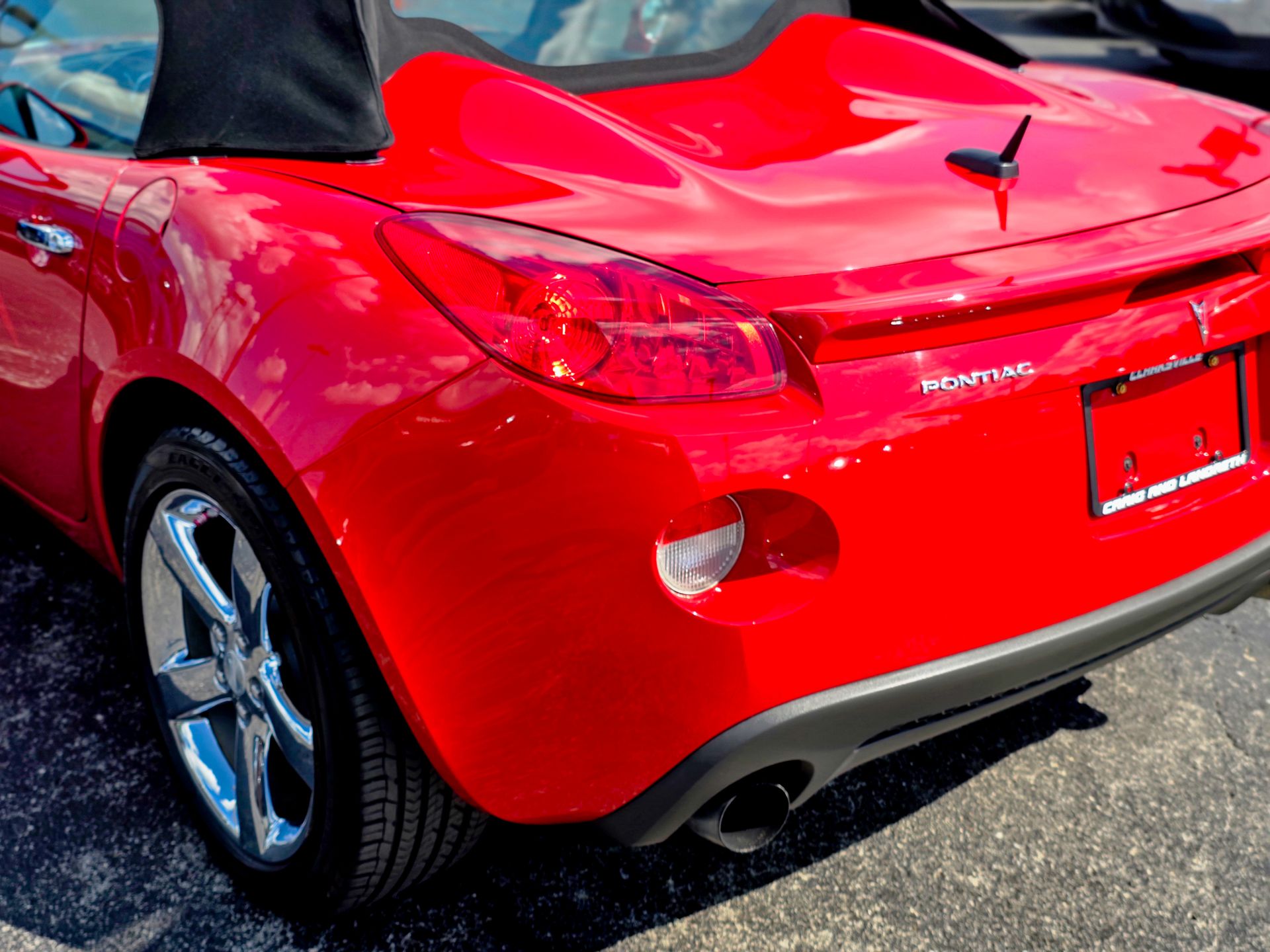 2009 Pontiac Solstice photo 21