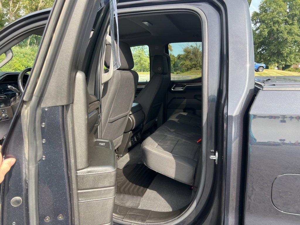 2023 Chevrolet Silverado 1500 LT photo 16