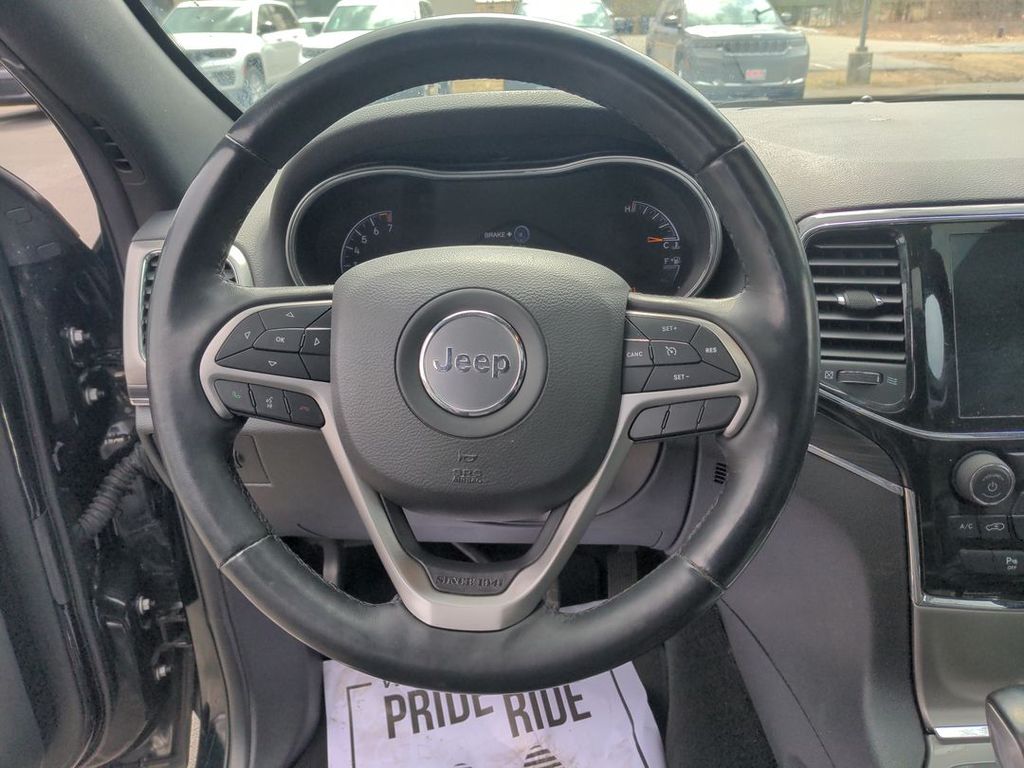 2022 Jeep Cherokee Limited photo 13