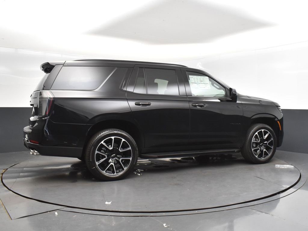 2026 Chevrolet Tahoe RST photo 8