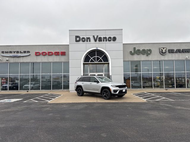 2025 Jeep Grand Cherokee Limited's photo