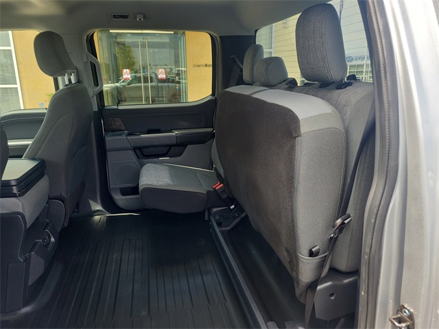 2023 Ford F-150 XLT photo 17