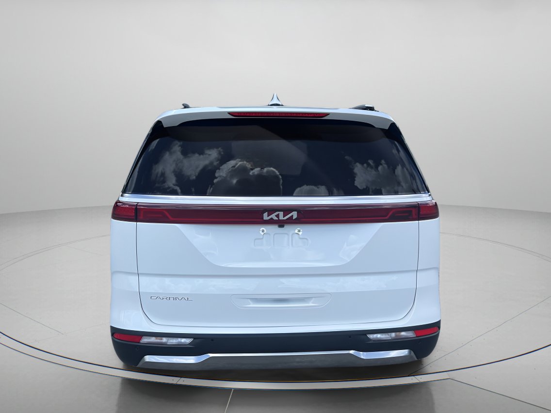 2023 Kia Carnival SX Prestige photo 3