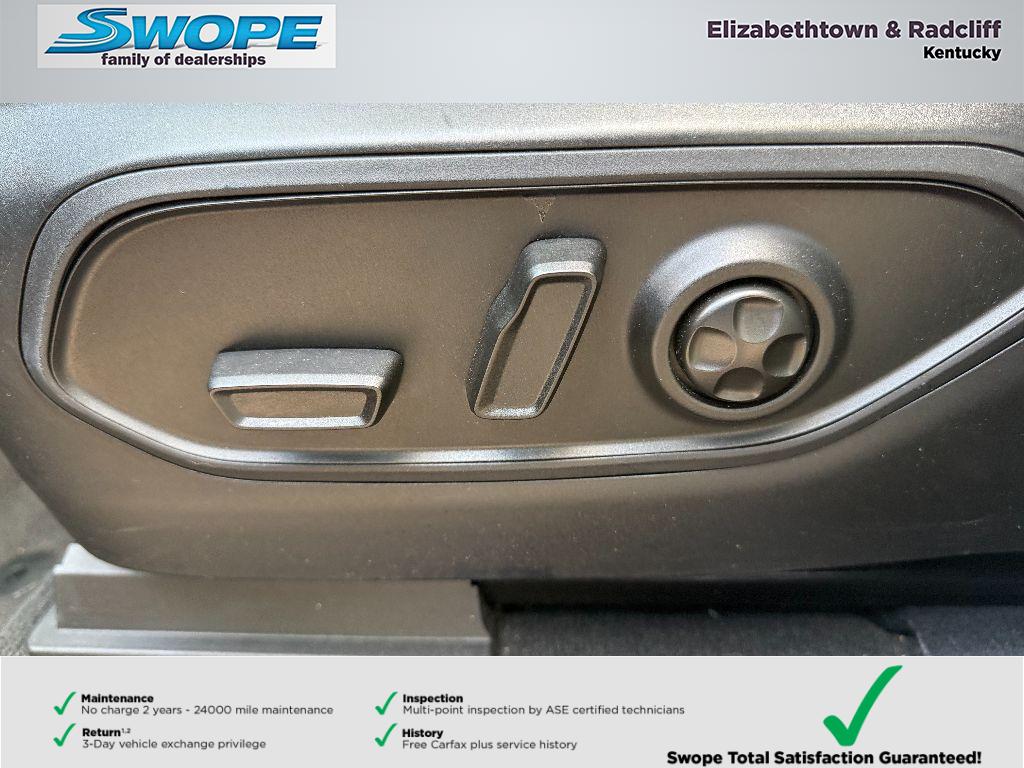 2023 Jeep Grand Cherokee Laredo photo 18