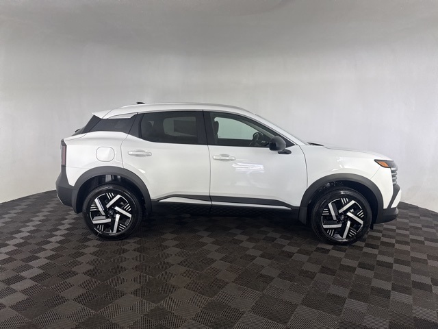 2026 Nissan Kicks SV photo 3