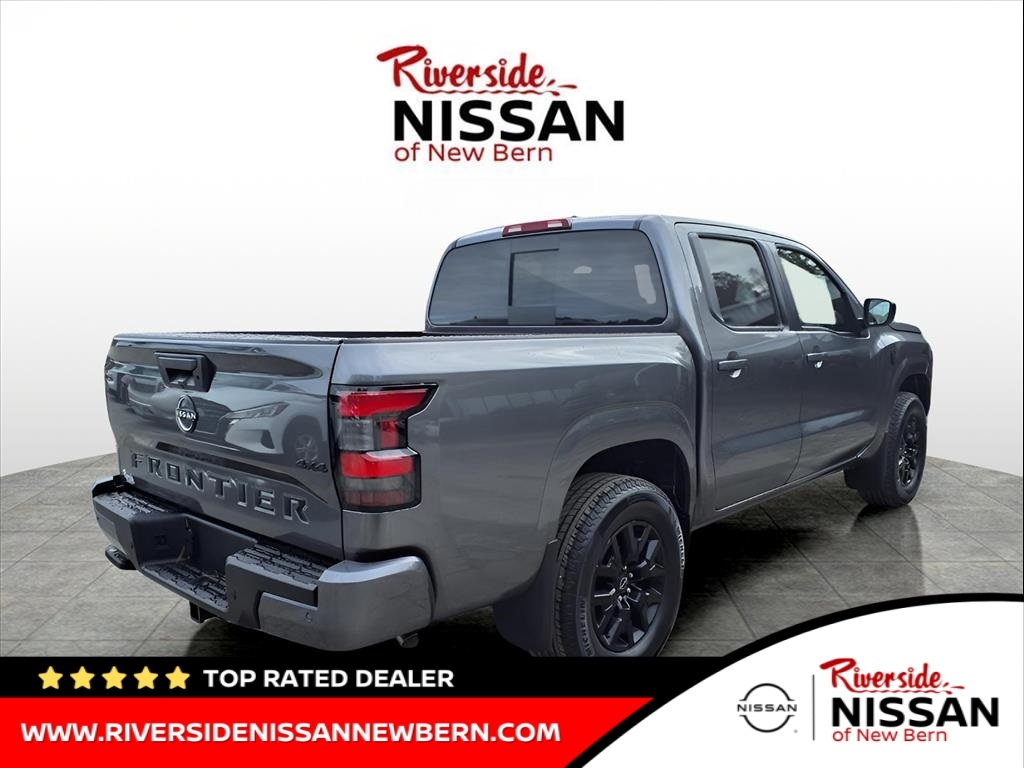 2026 Nissan Frontier SV's photo