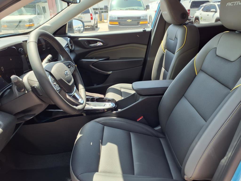 2025 Chevrolet Trax ACTIV photo 14