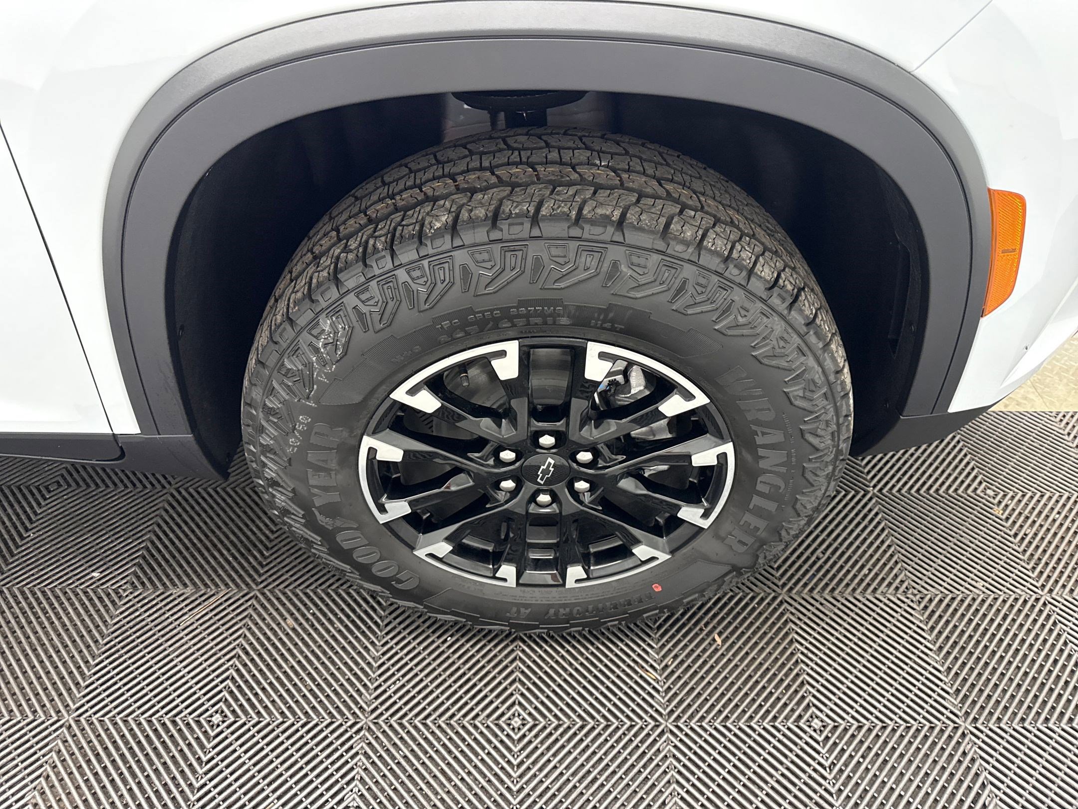 2026 Chevrolet Traverse Z71 photo 21