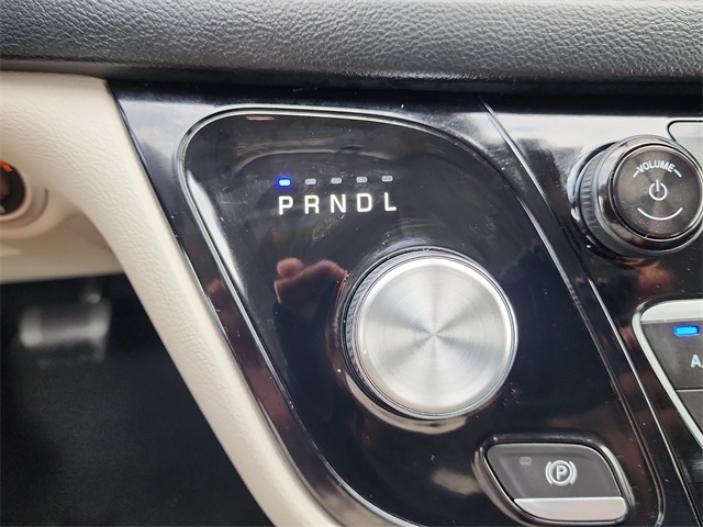 2020 Chrysler Pacifica Touring L photo 23