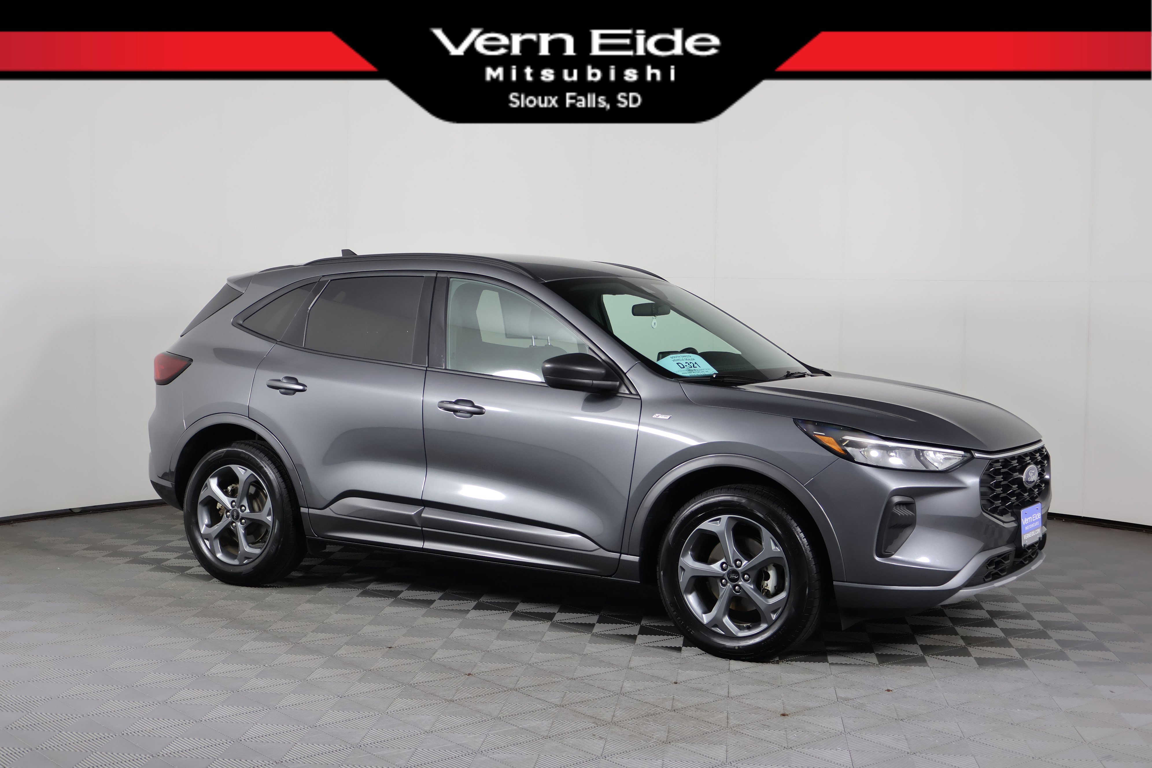 2024 Ford Escape ST-Line's photo