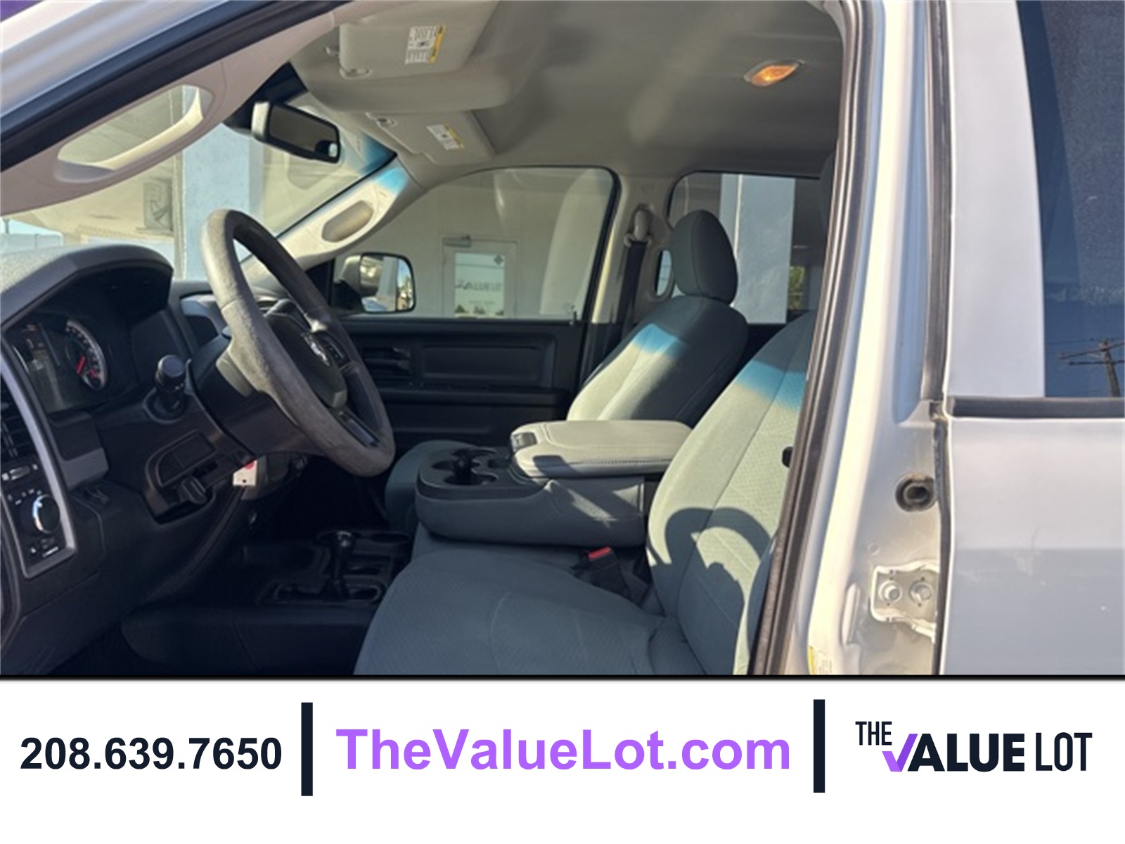 2018 Ram 2500 Tradesman photo 18