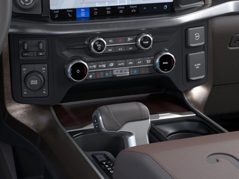 2025 Ford F-150 King Ranch photo 6
