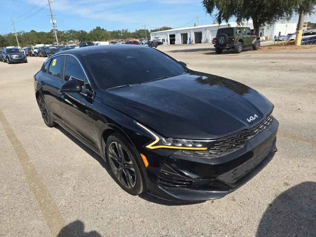 2024 Kia K5 GT-Line photo 2