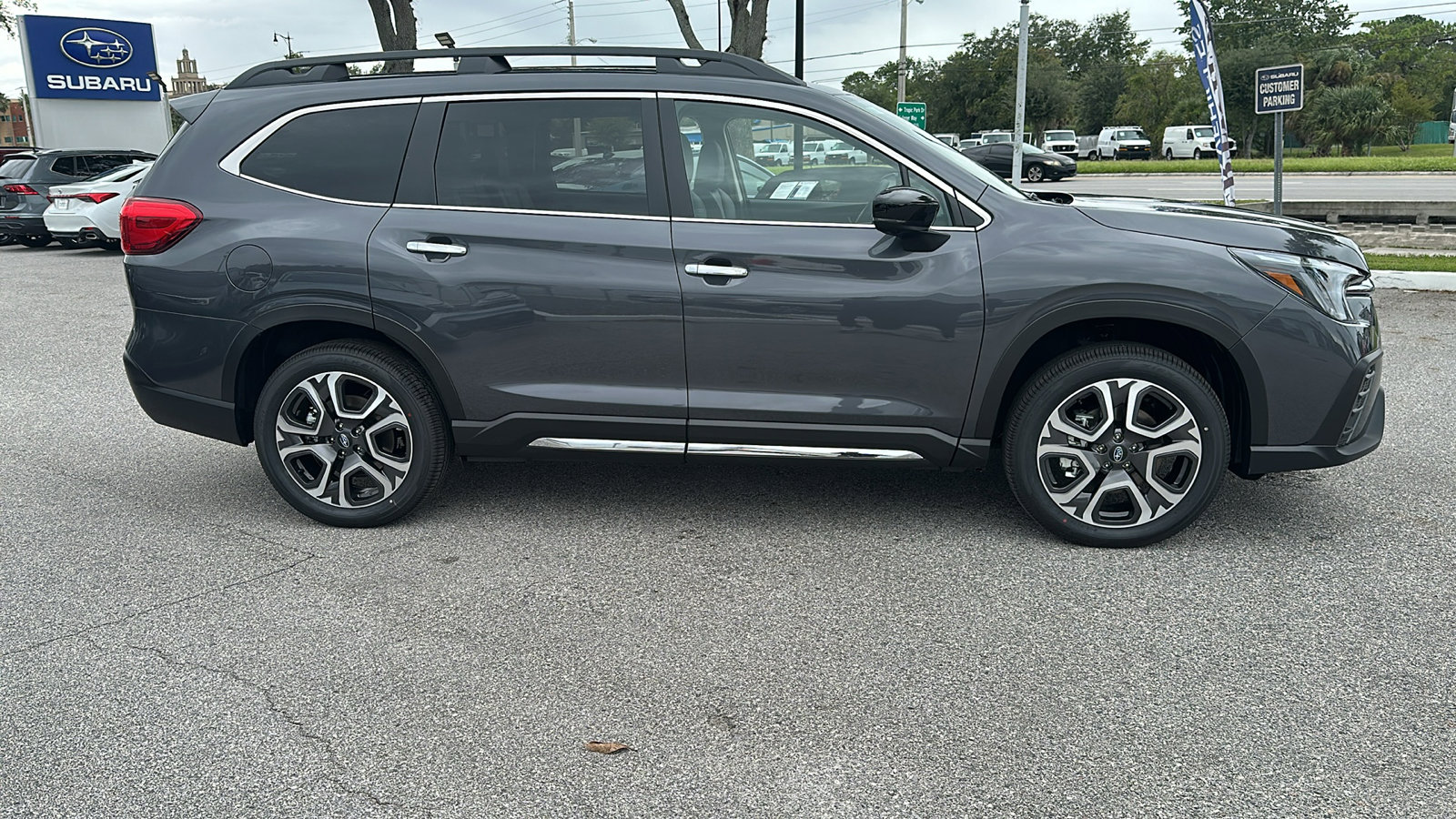 2025 Subaru Ascent Touring photo 26