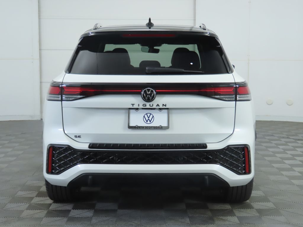 2025 Volkswagen Tiguan SE R-Line Black photo 7