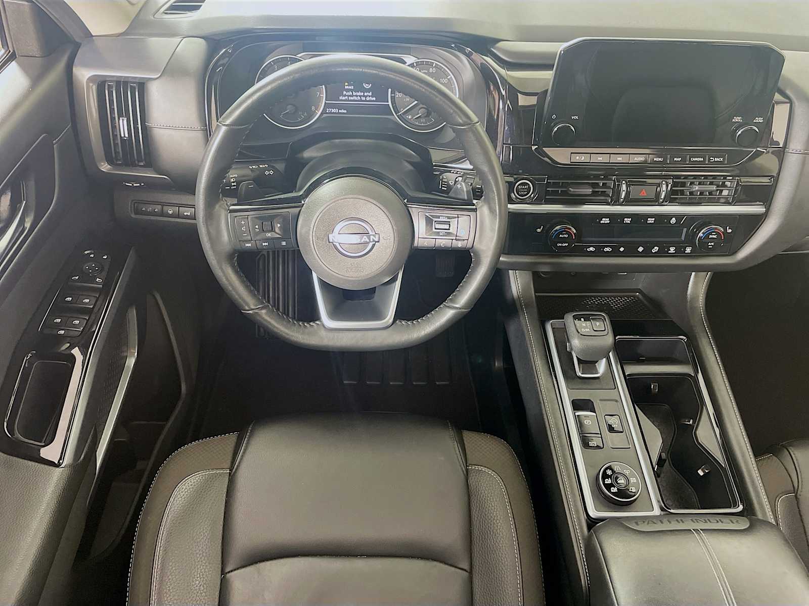 2023 Nissan Pathfinder SL photo 21