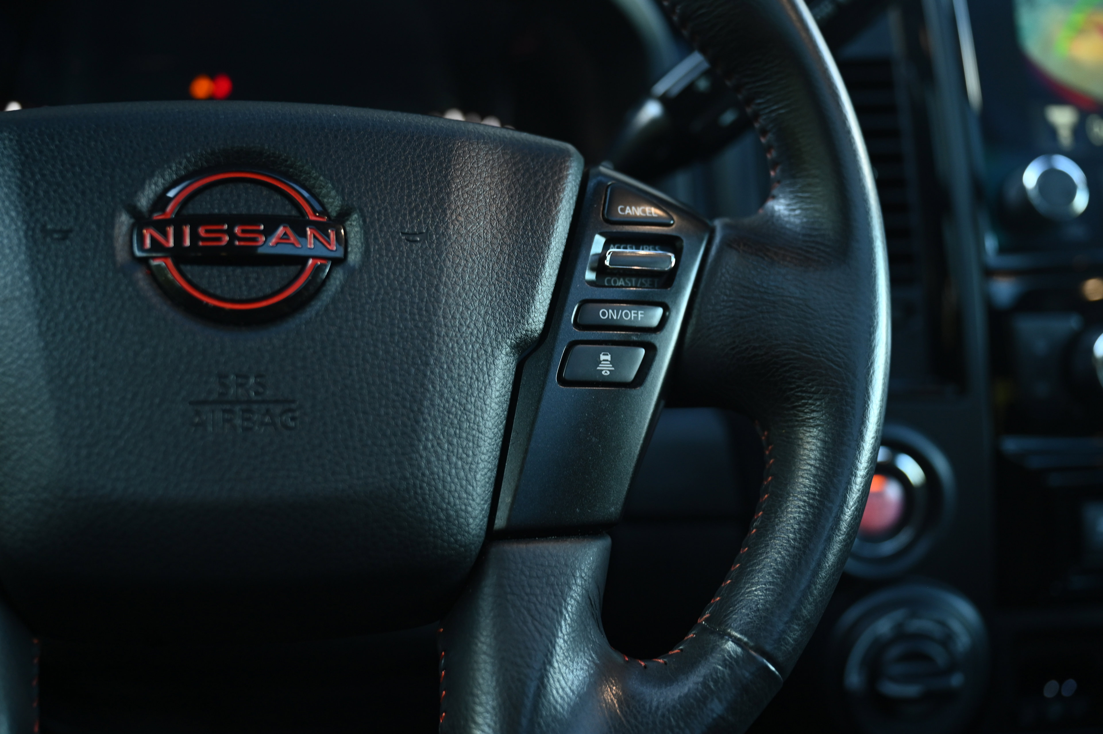 2024 Nissan Titan PRO-4X photo 35
