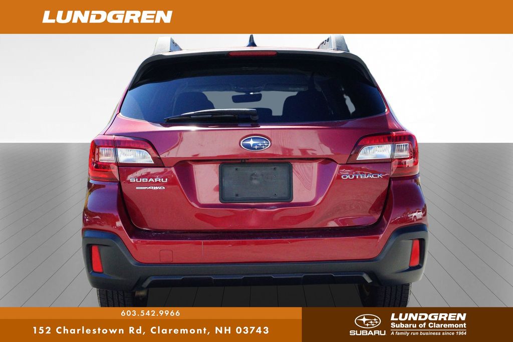 2018 Subaru Outback 2.5i Premium photo 4