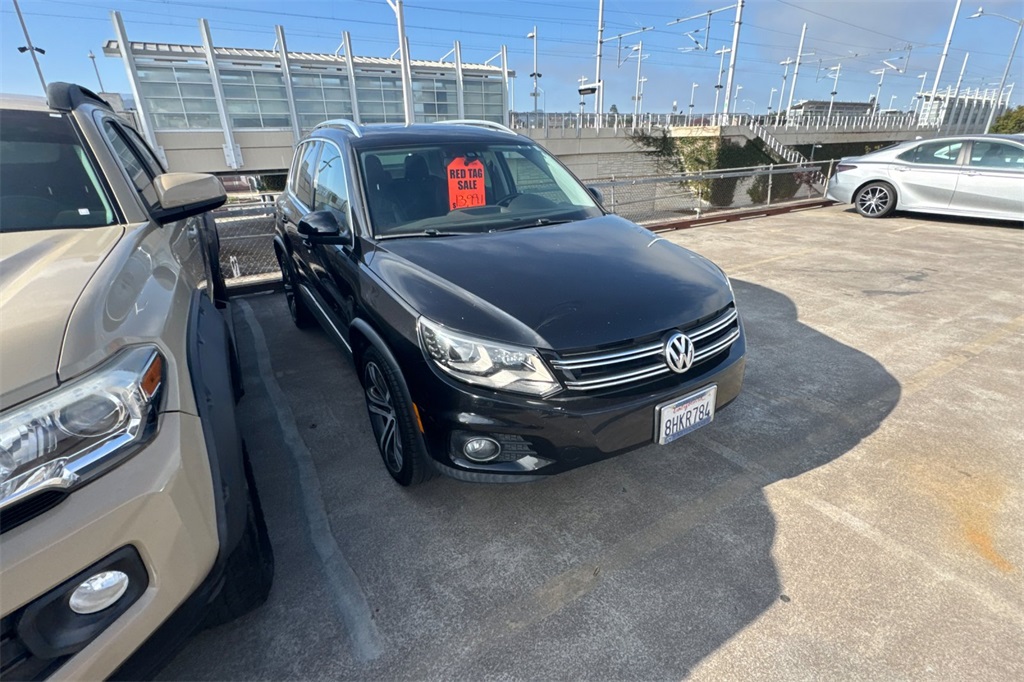 Used 2017 Volkswagen Tiguan SEL with VIN WVGWV7AX0HK014475 for sale in San Bruno, CA