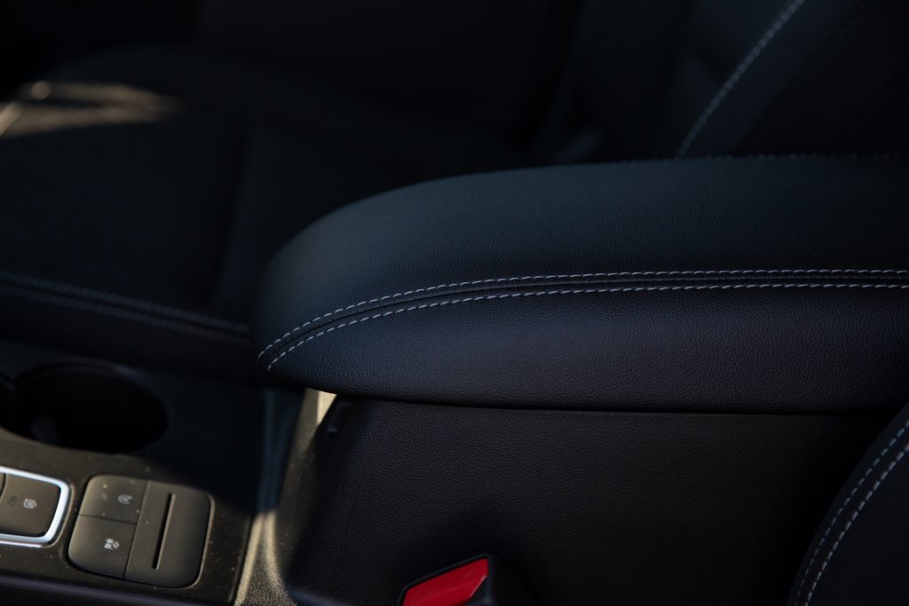 2025 Ford Escape Active photo 24