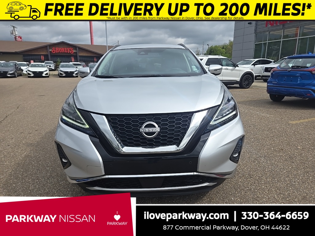 2023 Nissan Murano SV photo 2