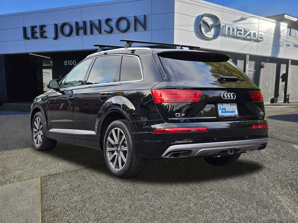 2017 Audi Q7 3.0T Premium Plus photo 2