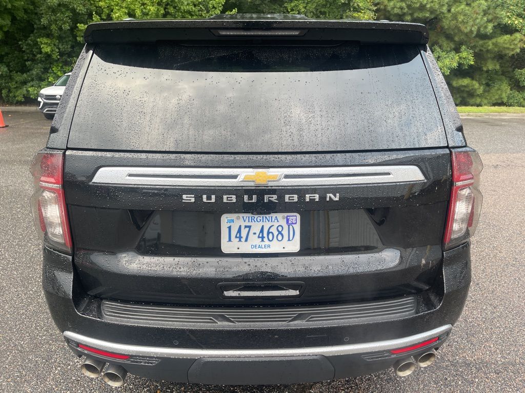 2024 Chevrolet Suburban High Country photo 4