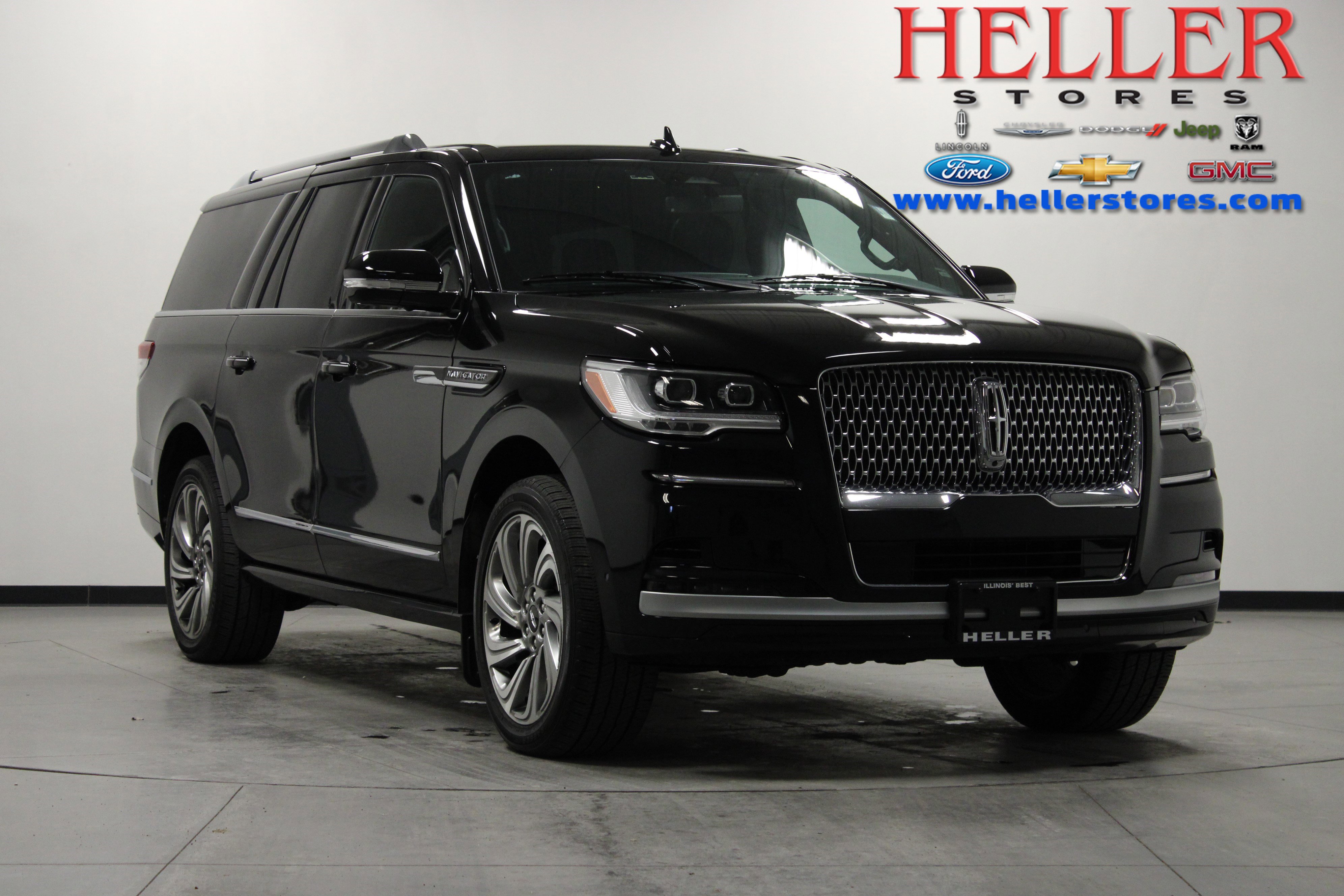 2023 Lincoln Navigator Standard L's photo