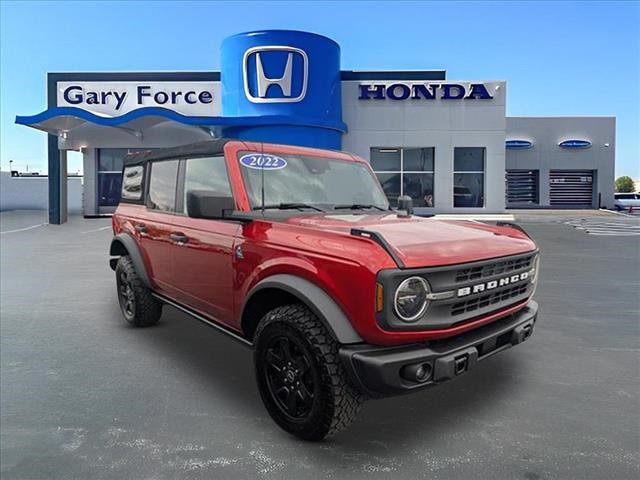 2022 Ford Bronco 4-Door Black Diamond's photo