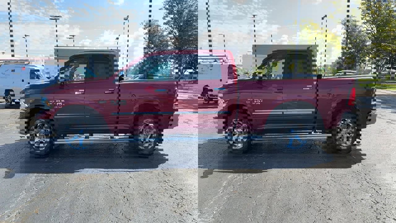 2015 Ram 1500 Laramie photo 4