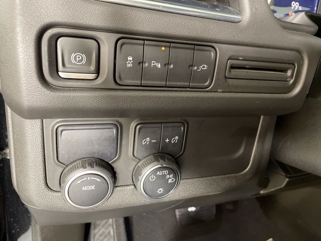 2021 Chevrolet Tahoe RST photo 22