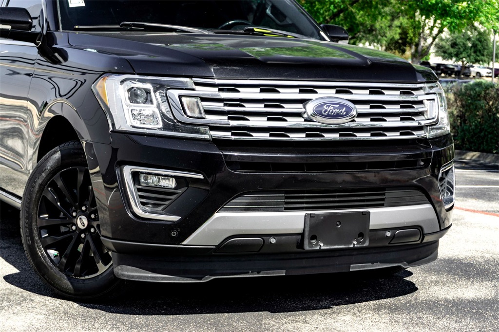 2019 Ford Expedition MAX Limited photo 2