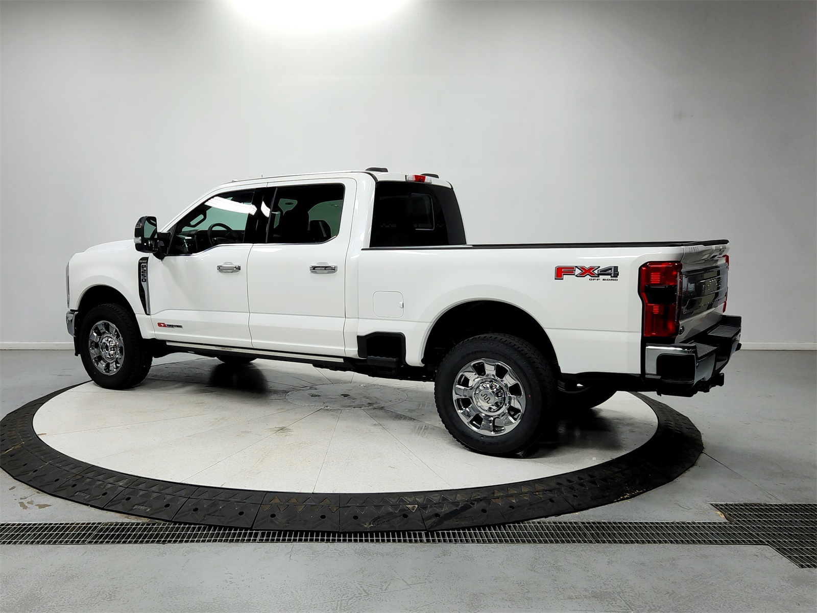 2026 Ford F-250 photo 4