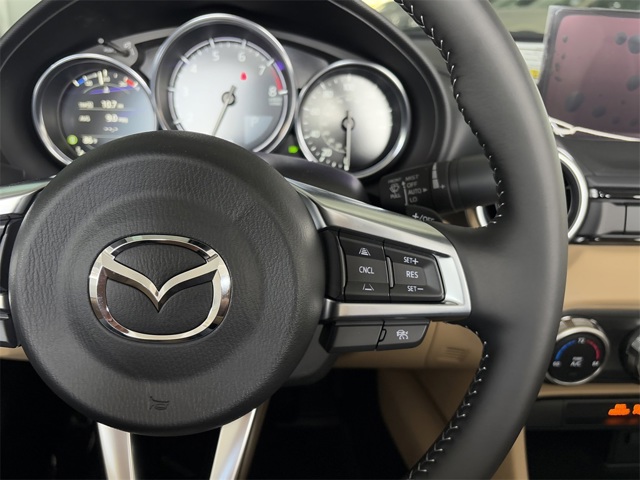 2025 Mazda MX-5 Miata Miata Grand Touring photo 13