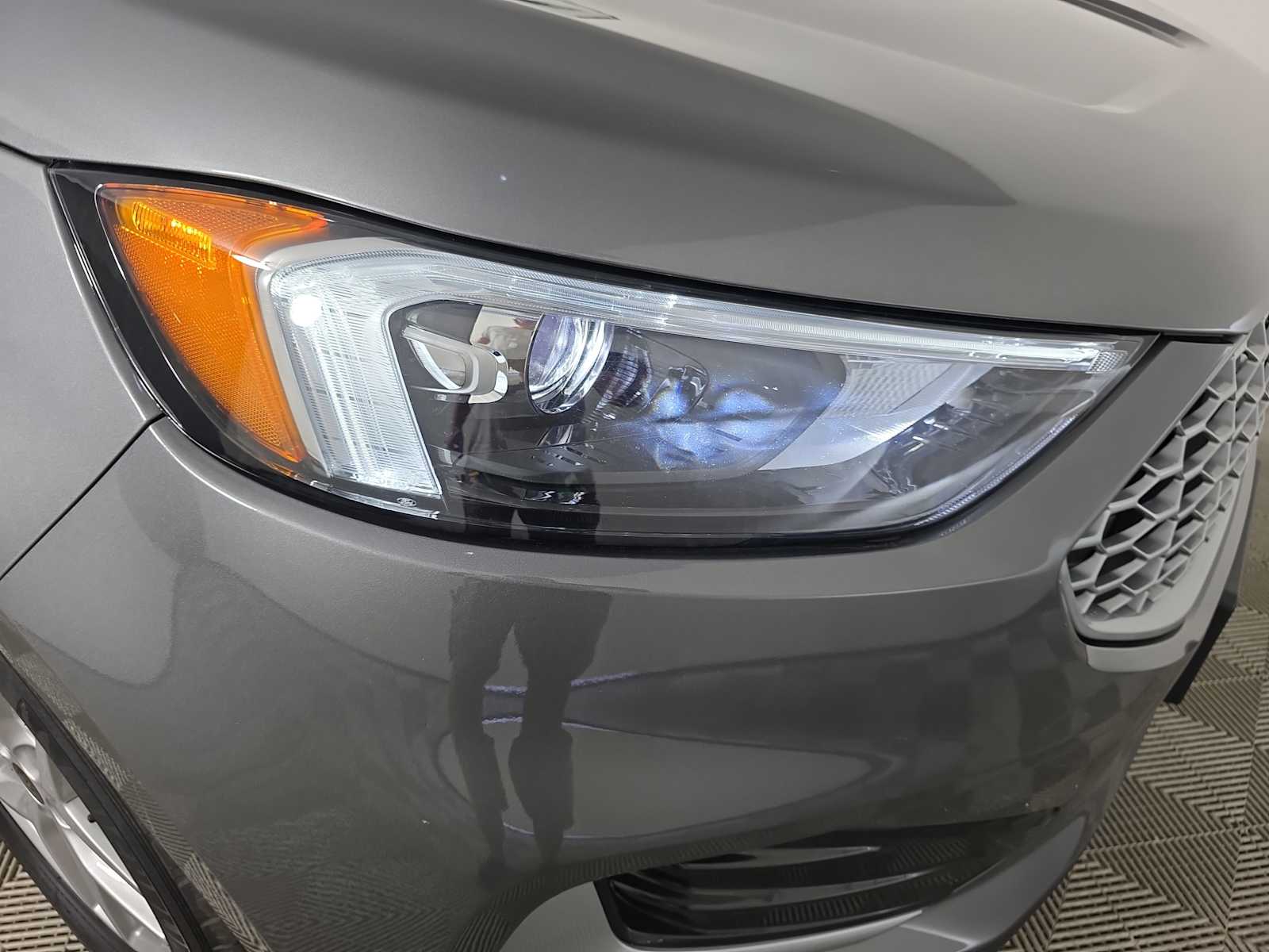 2023 Ford Edge SEL photo 12