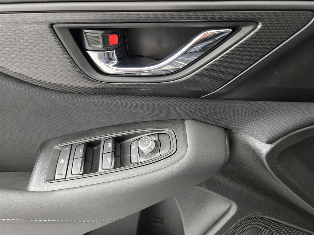 2025 Subaru Outback Premium photo 9
