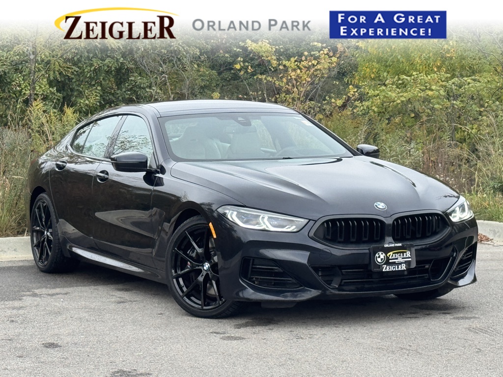 2023 BMW 8 Series 840i's photo