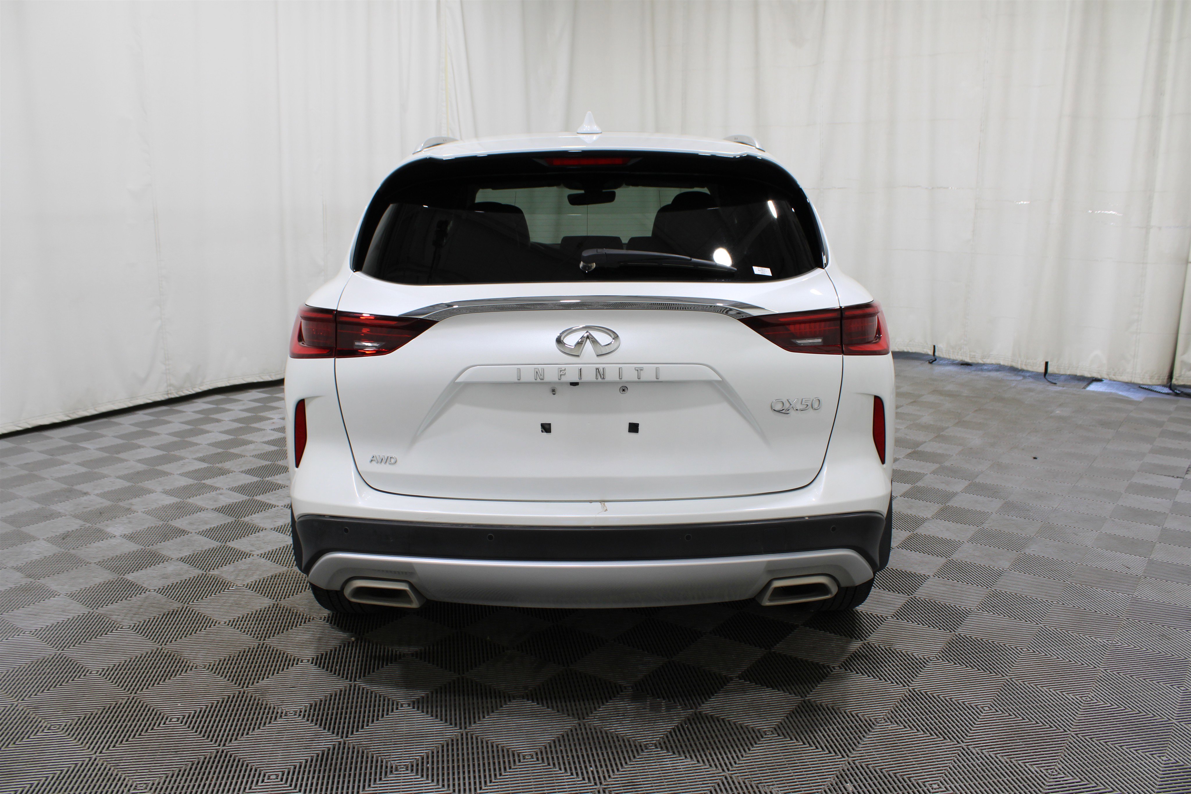 2025 Infiniti QX50 Luxe AWD photo 19