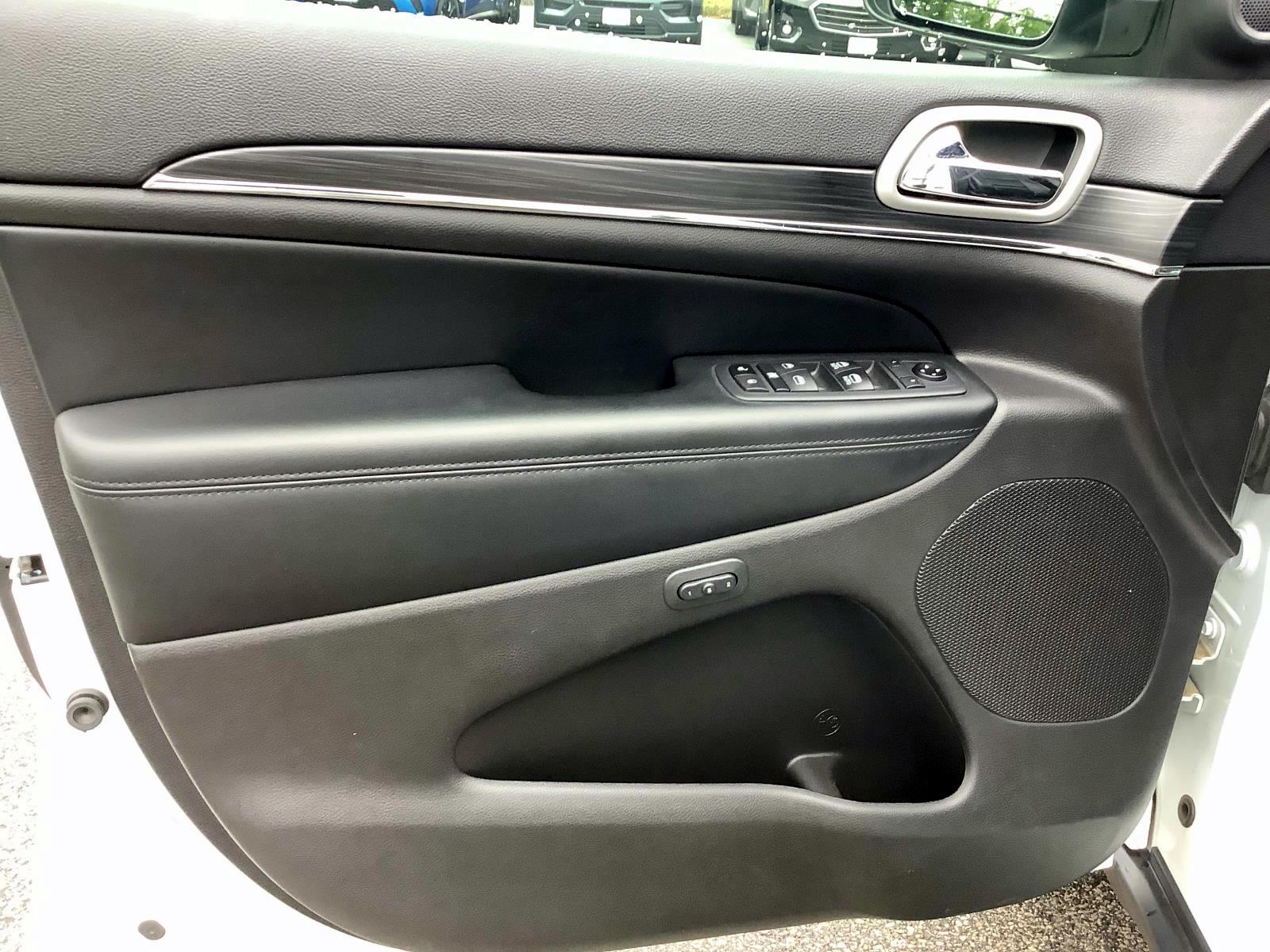 2020 Jeep Grand Cherokee Limited photo 12