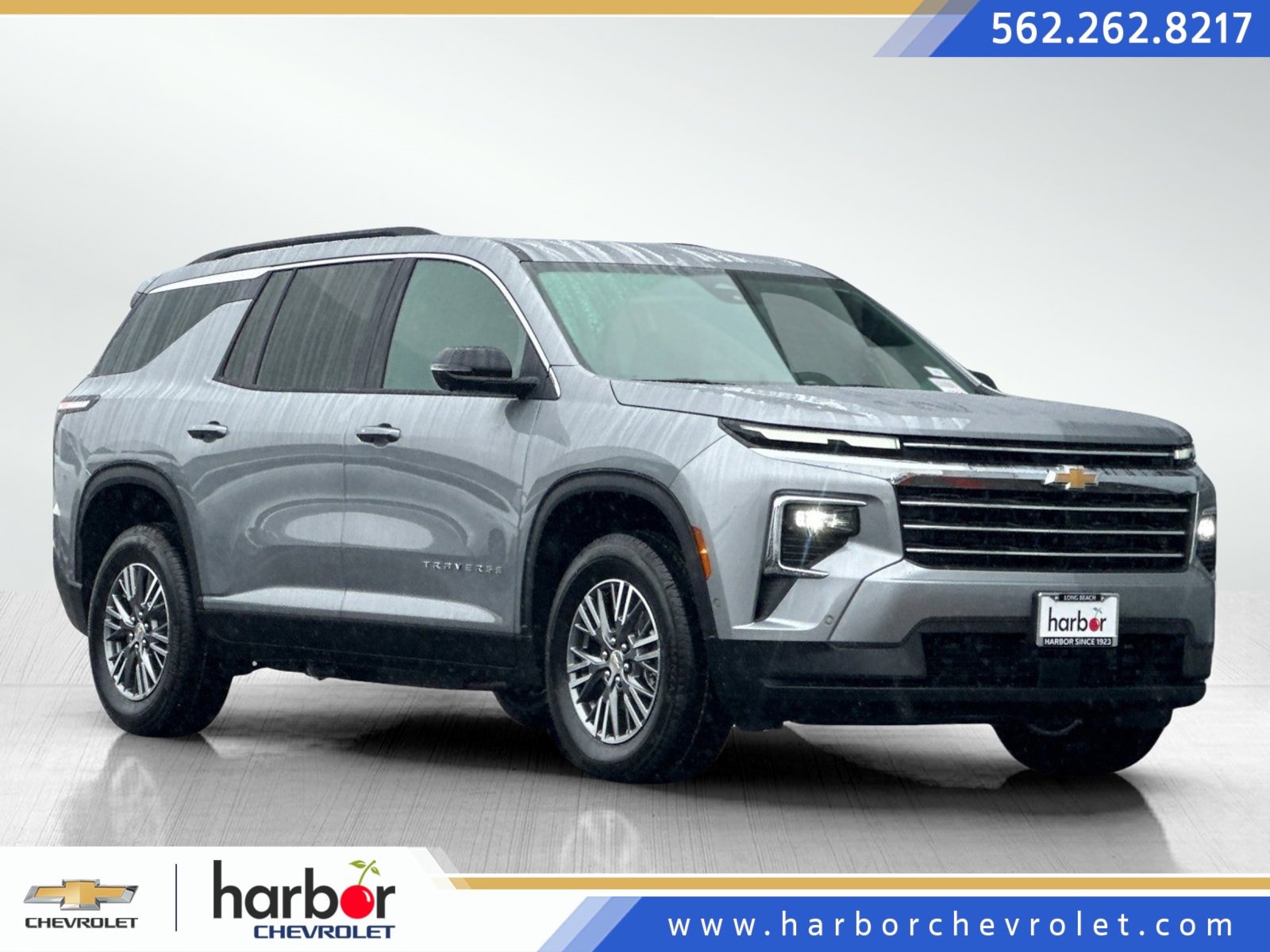 2025 Chevrolet Traverse LT's photo