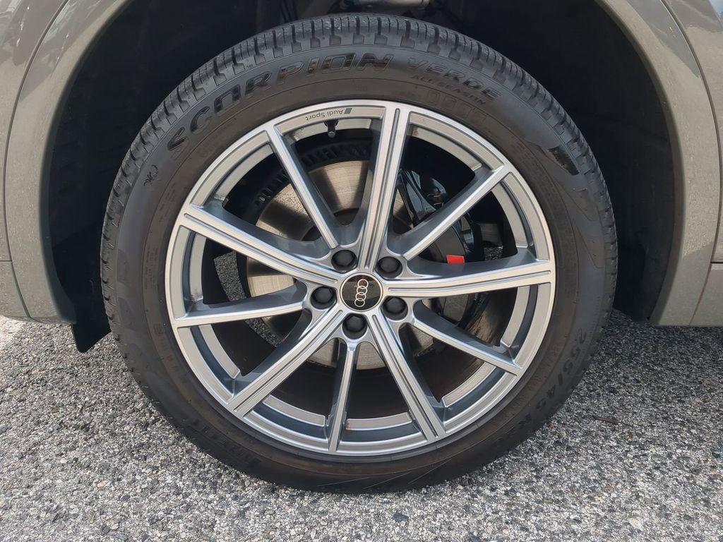 2024 Audi SQ5 Premium photo 10