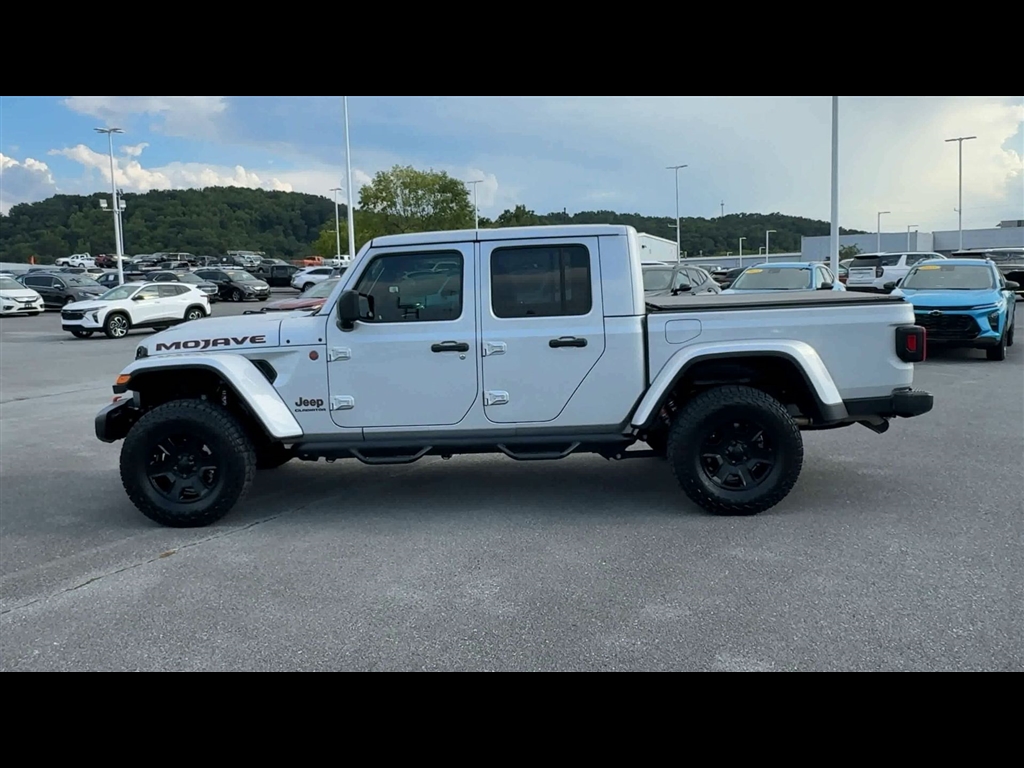 2022 Jeep Gladiator Mojave photo 5