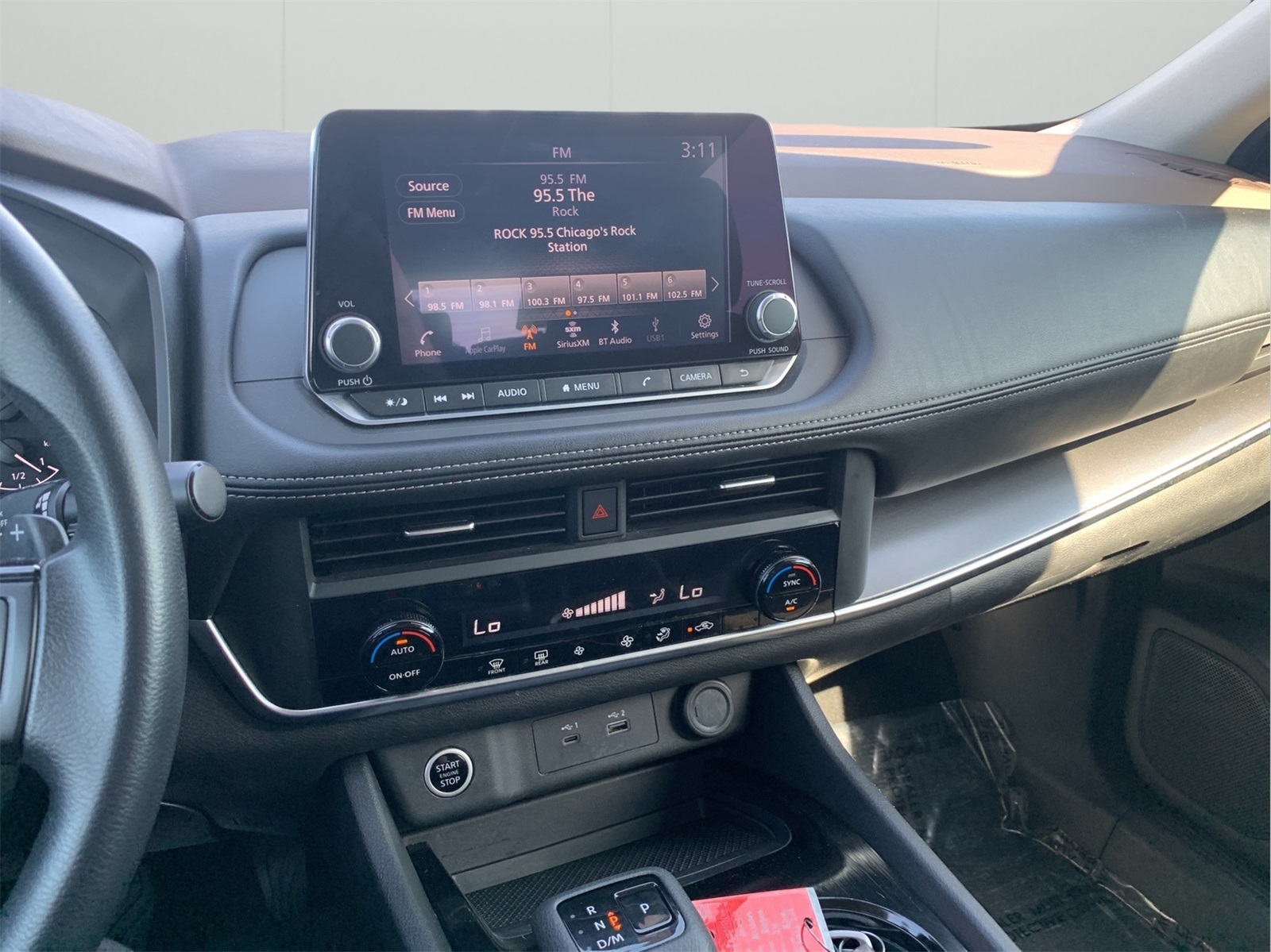 2023 Nissan Rogue SV photo 22