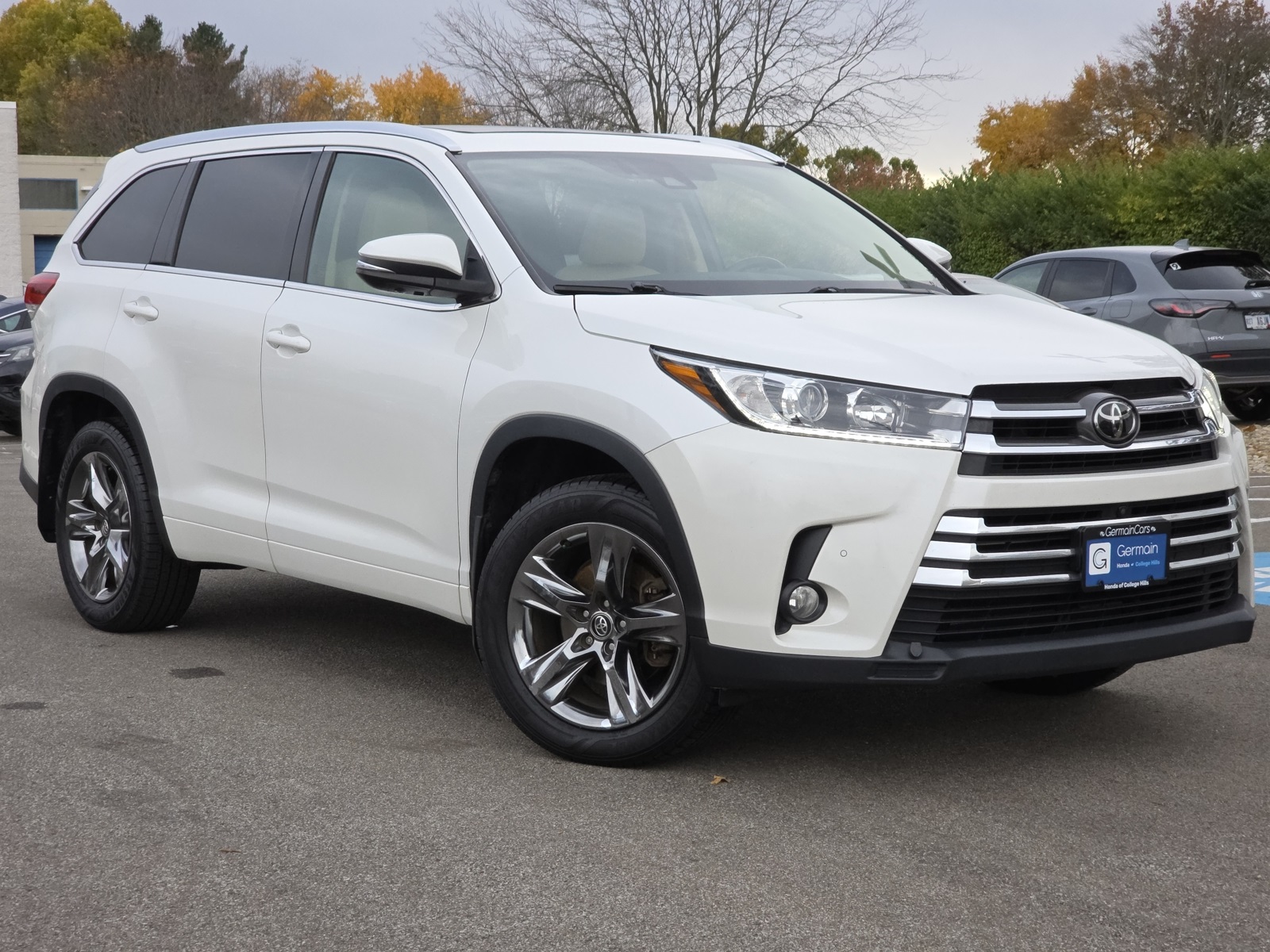 2018 Toyota Highlander Limited photo 2