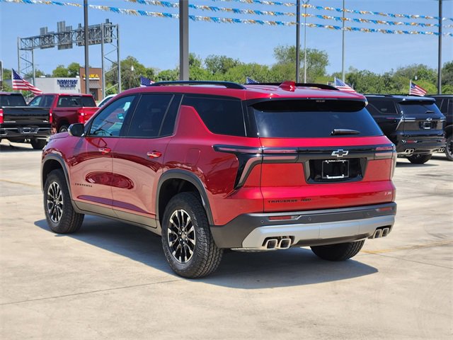 2026 Chevrolet Traverse Z71 photo 2