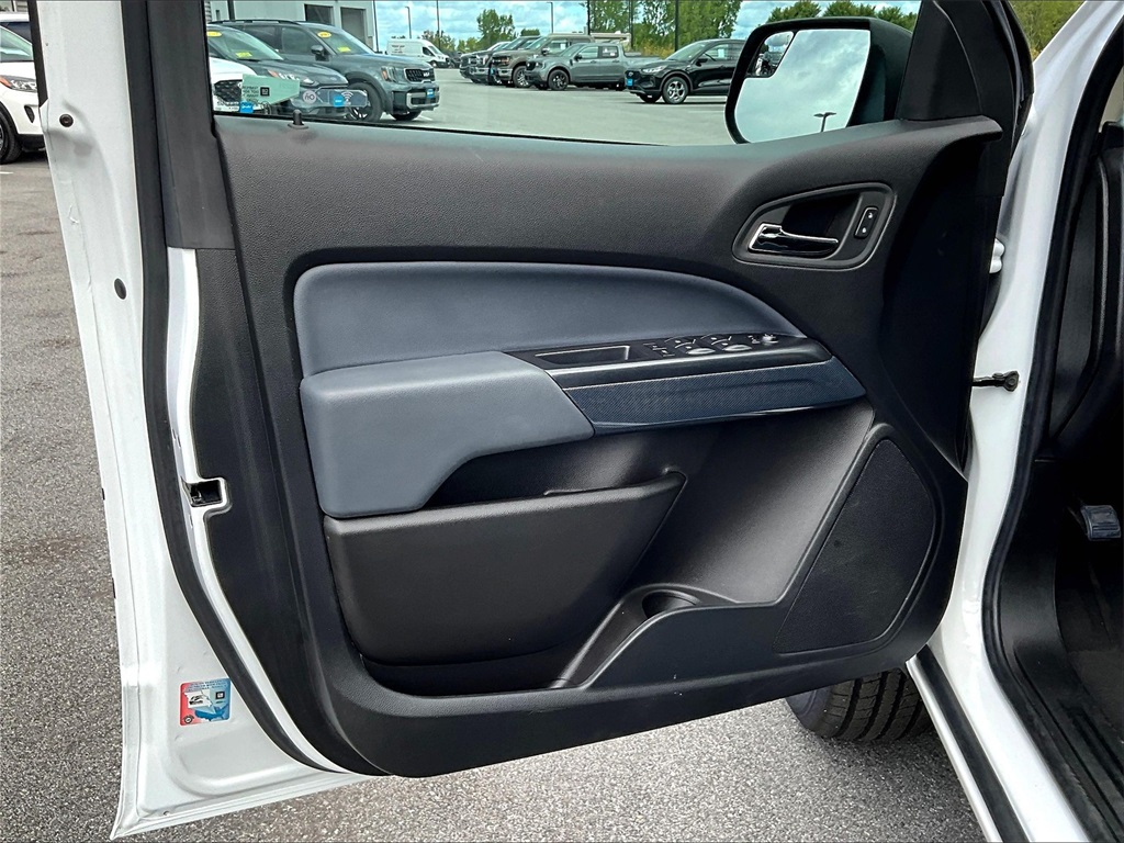 2022 Chevrolet Colorado Z71 photo 9