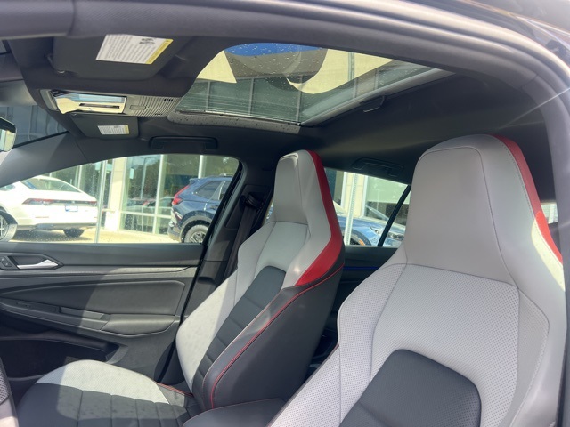 2022 Volkswagen Golf GTI Autobahn photo 14